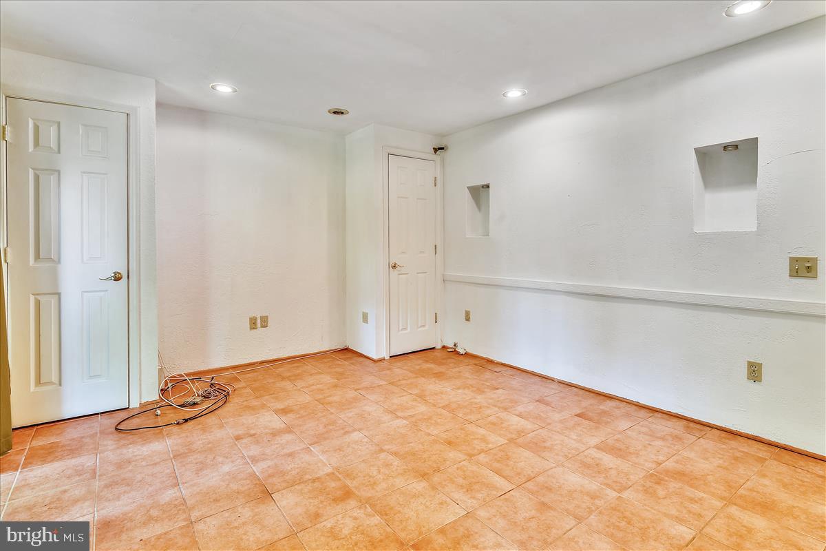 15029 Travert Way Silver Spring, MD 20906 - Photo 32 of 37 Finished basement