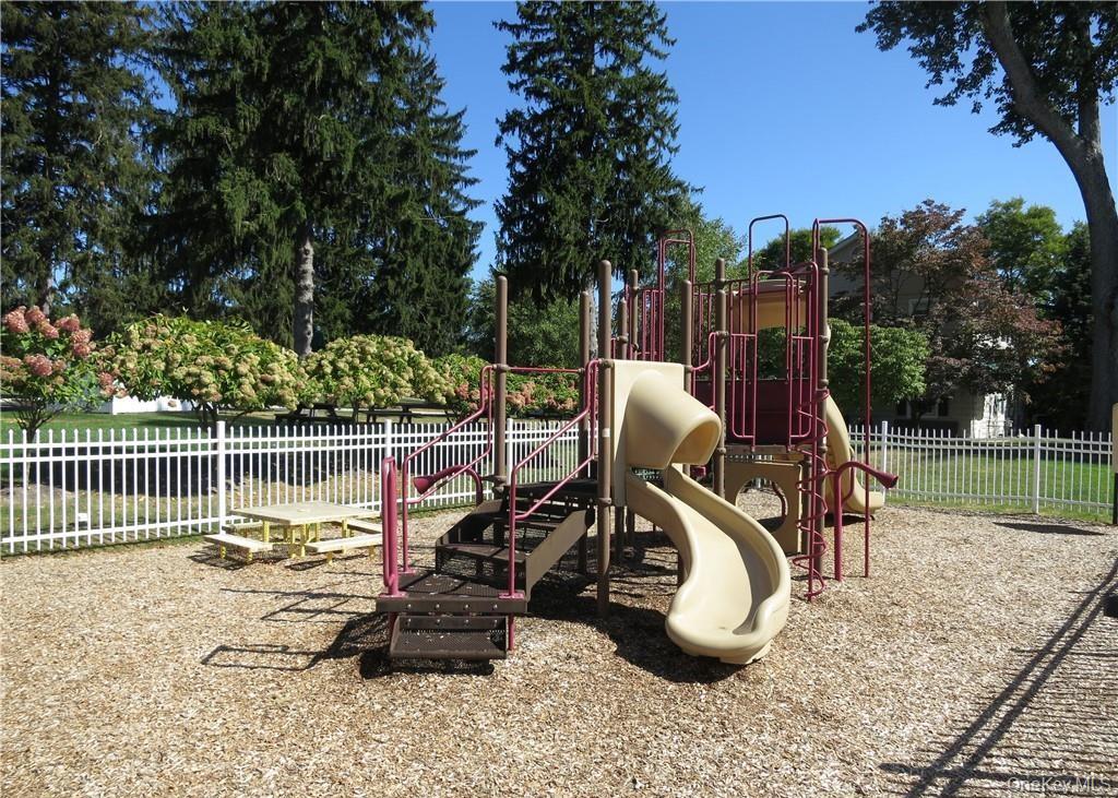 118 Underhill Lane Peekskill, NY 10566 - Photo 31 of 33