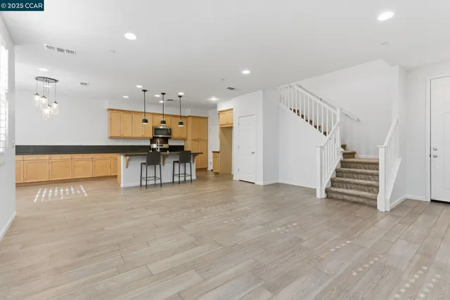 $714,999 | 304 Pacifica Drive, Brentwood, CA 94513