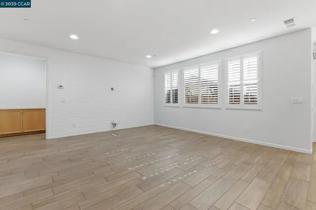 $714,999 | 304 Pacifica Drive, Brentwood, CA 94513