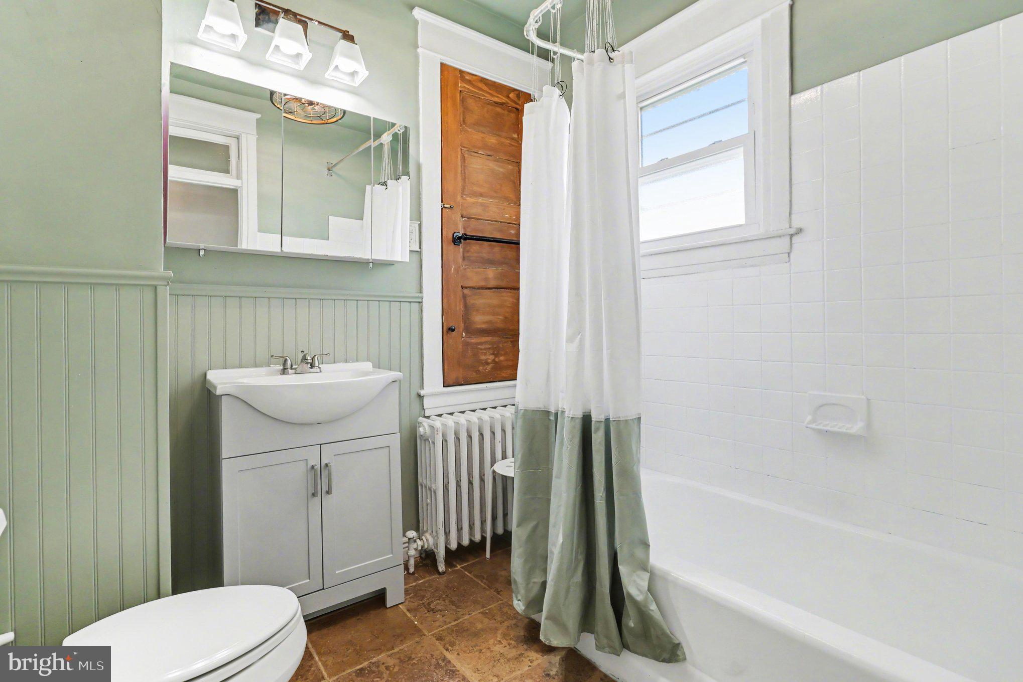 30 West Avon Road Brookhaven, PA 19015 - Photo 17 of 32