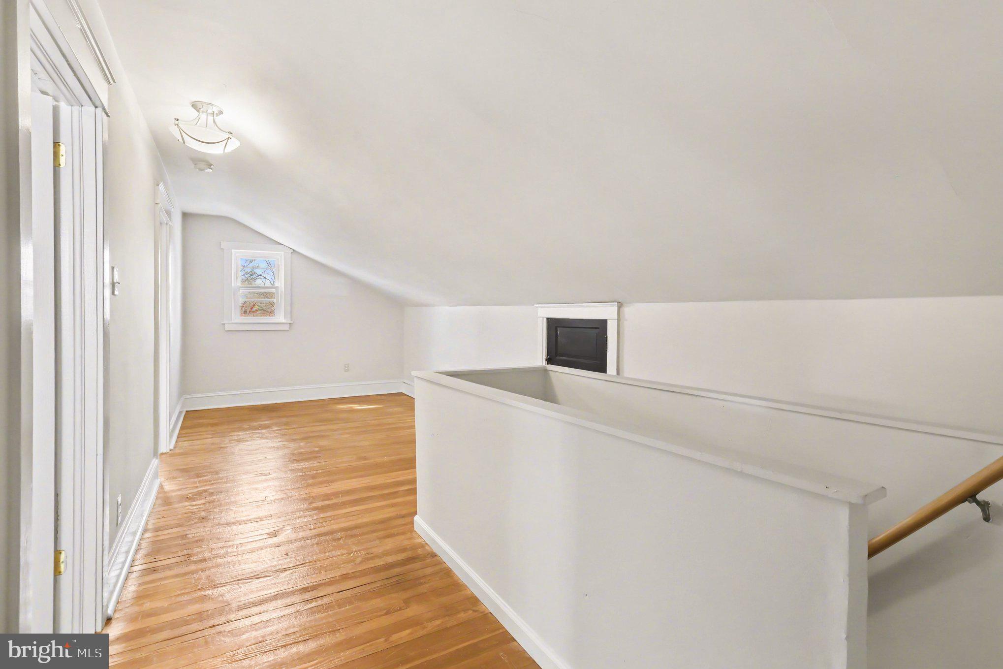 30 West Avon Road Brookhaven, PA 19015 - Photo 18 of 32