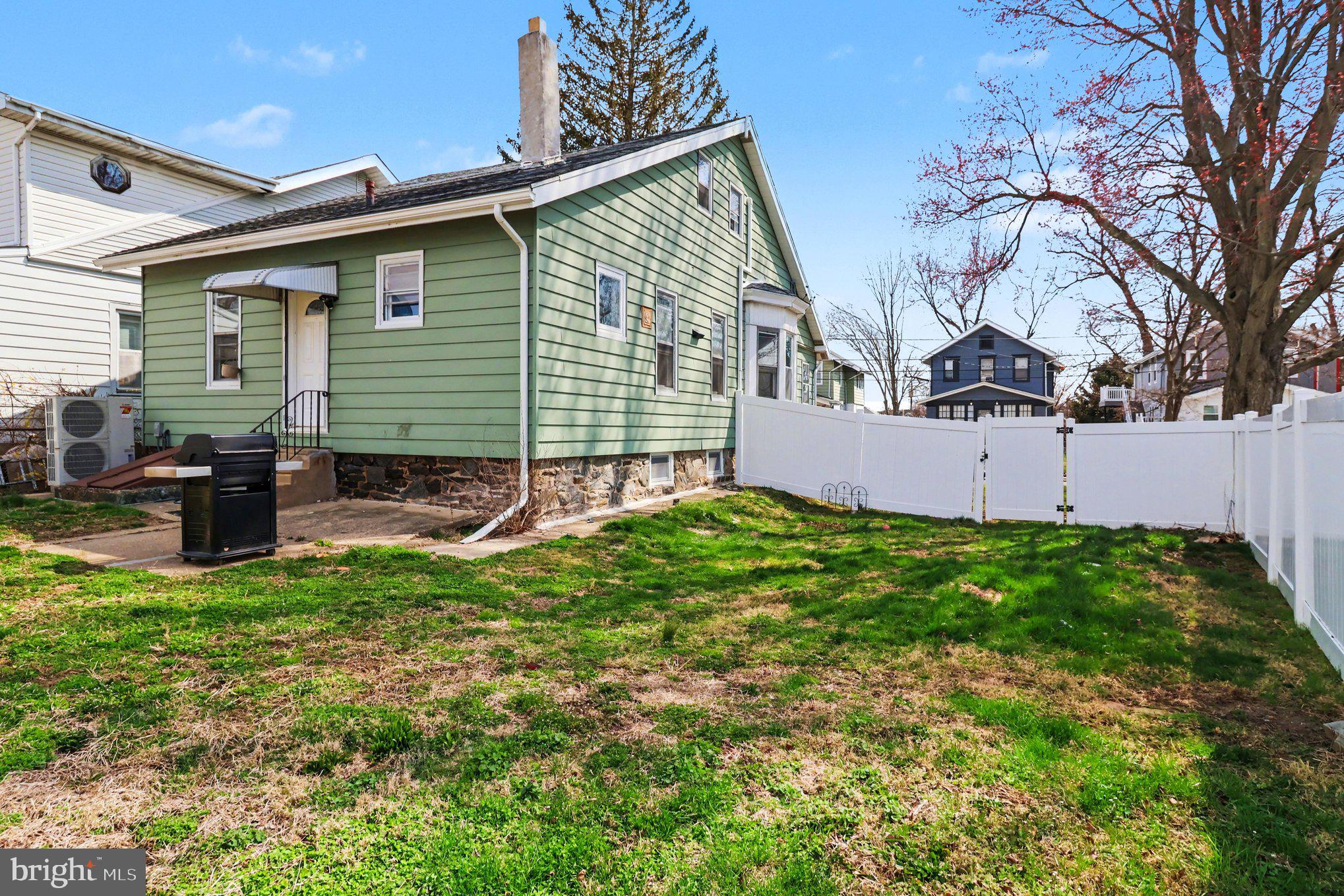 30 West Avon Road Brookhaven, PA 19015 - Photo 25 of 32 Fenced in Backyard
