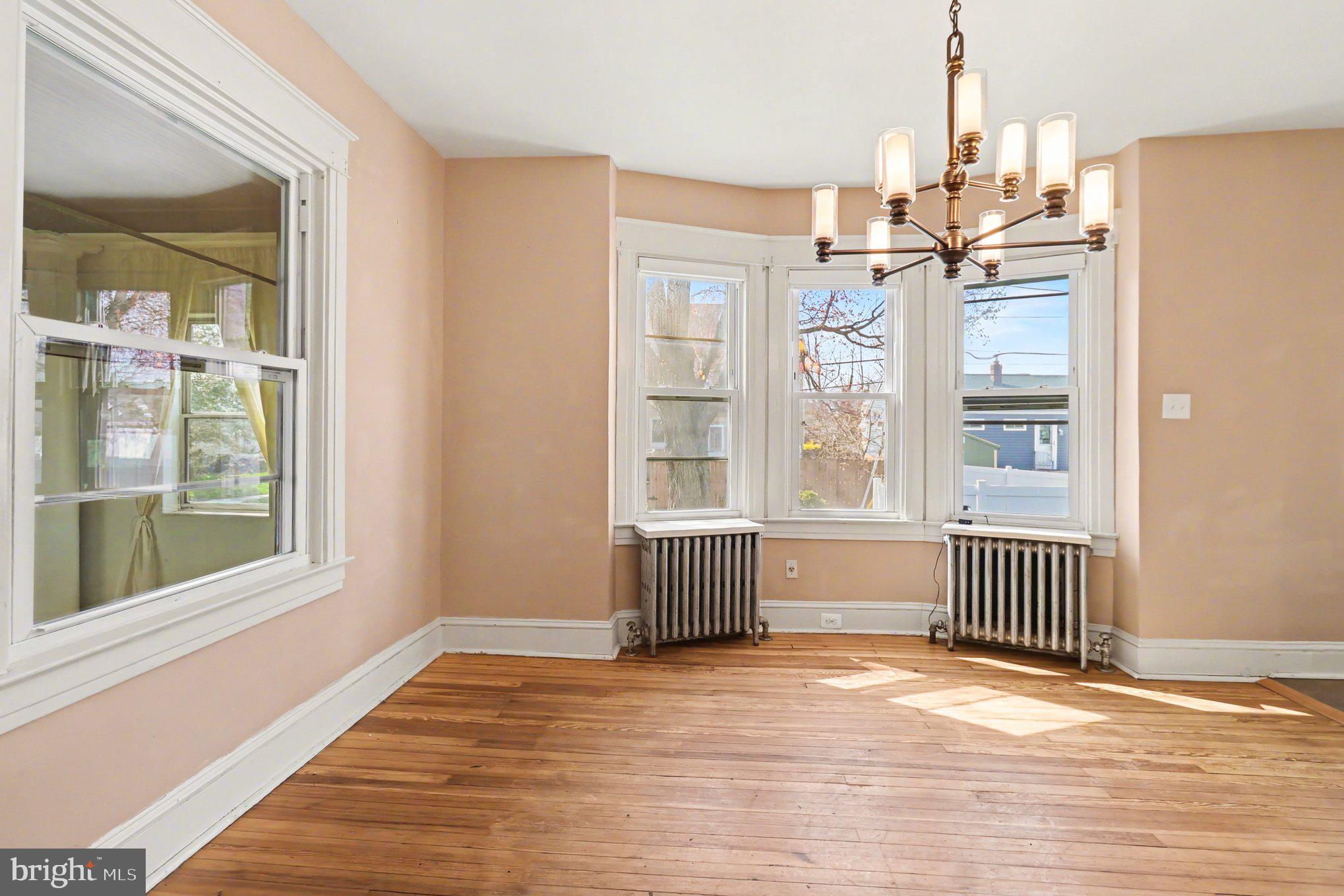 30 West Avon Road Brookhaven, PA 19015 - Photo 6 of 32 Dining