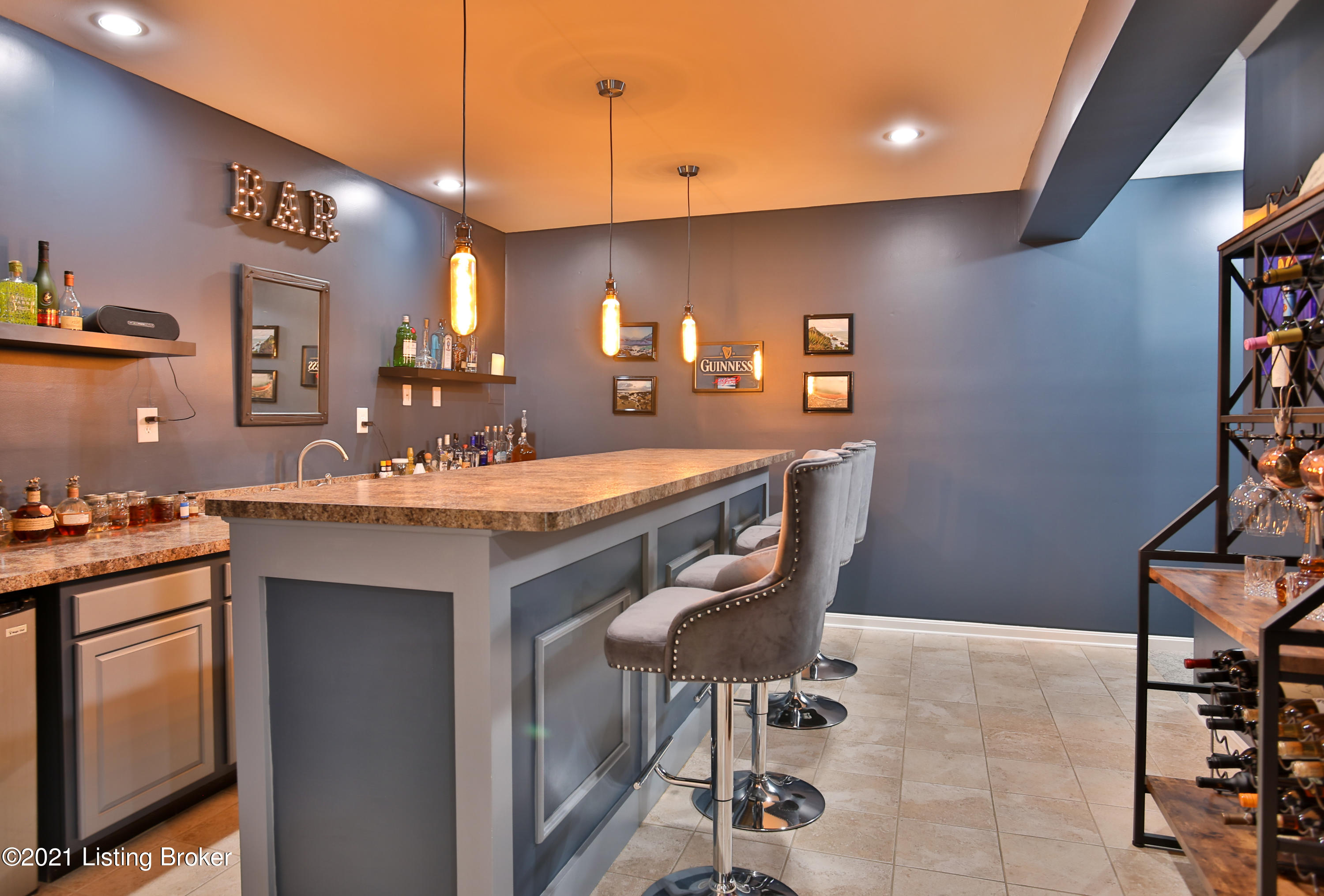 10123 Rimfire Road Louisville, KY 40291 - Photo 33 of 46 Lower level - full bar!