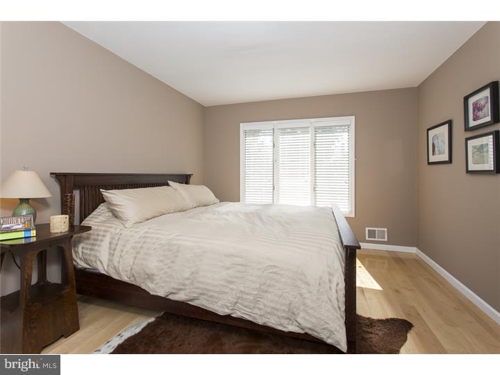 321 Franklin Avenue Princeton, NJ 08540 - Photo 14 of 25 Bedroom - Main