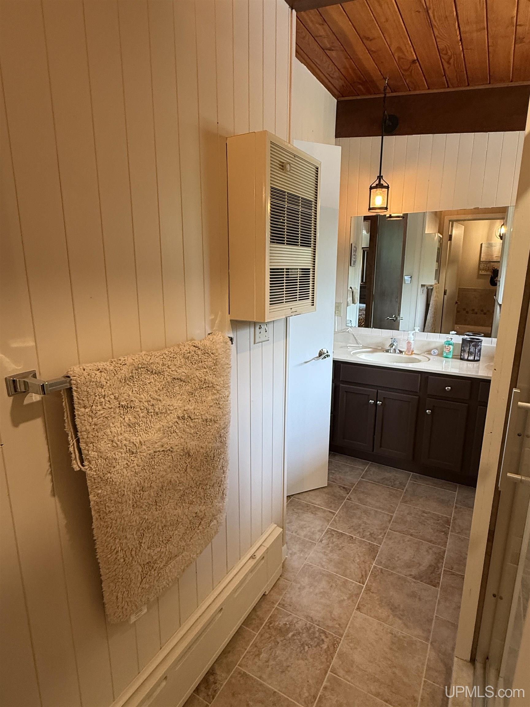 22125 Ridge Road Houghton, MI 49931 - Photo 33 of 80