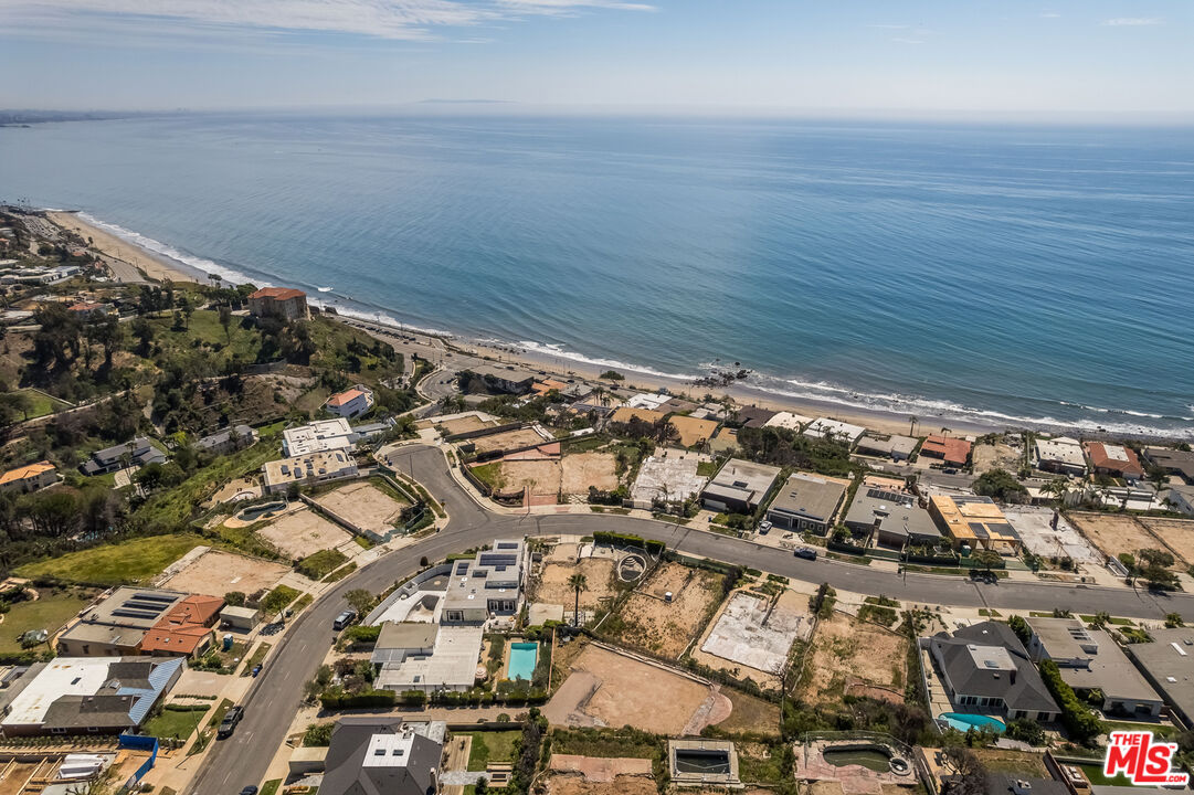 3813 Surfwood Road Malibu, CA 90265 - Photo 12 of 12