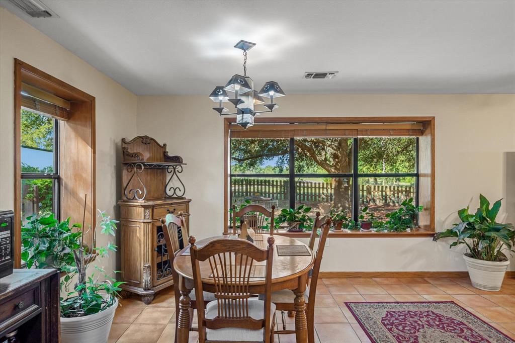 3900 Southwest Loop 7 Athens, TX 75751 - Photo 22 of 40