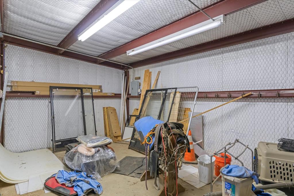 3900 Southwest Loop 7 Athens, TX 75751 - Photo 37 of 40