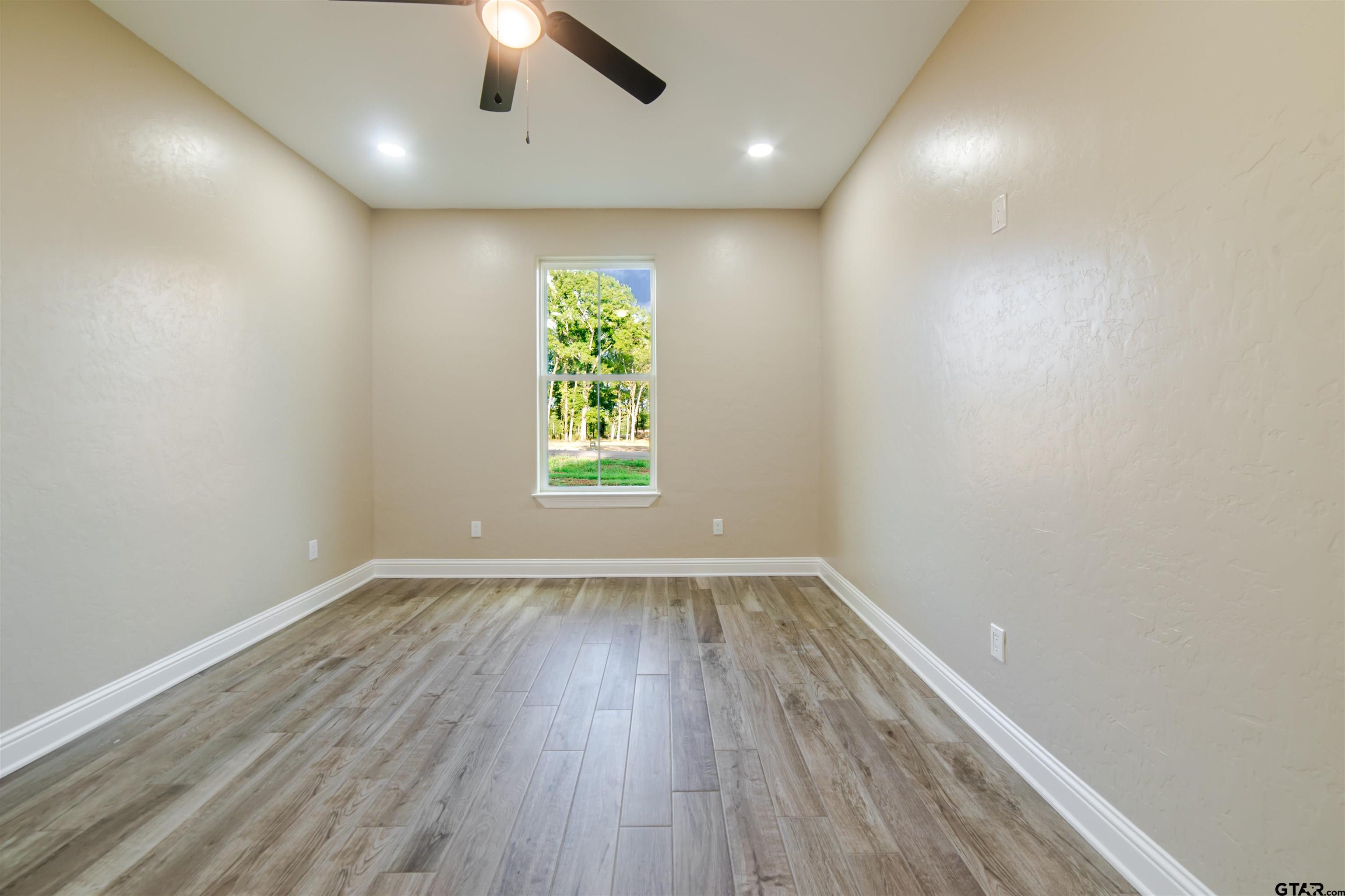 404 Small Oaks Road Kilgore, TX 75662 - Photo 26 of 35 Gallery Image 26