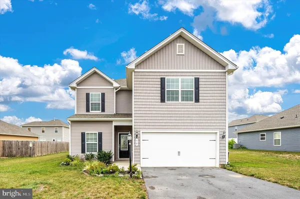 $385,000 | 42 Eakins Lane, Martinsburg, WV 25401