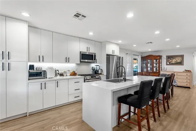 $1,399,000 | 1010 Mariposa Street, Glendale, CA 91205