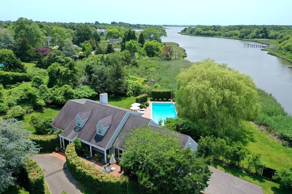 $7,995,000 | 115 Heady Creek Lane, Southampton, NY 11968