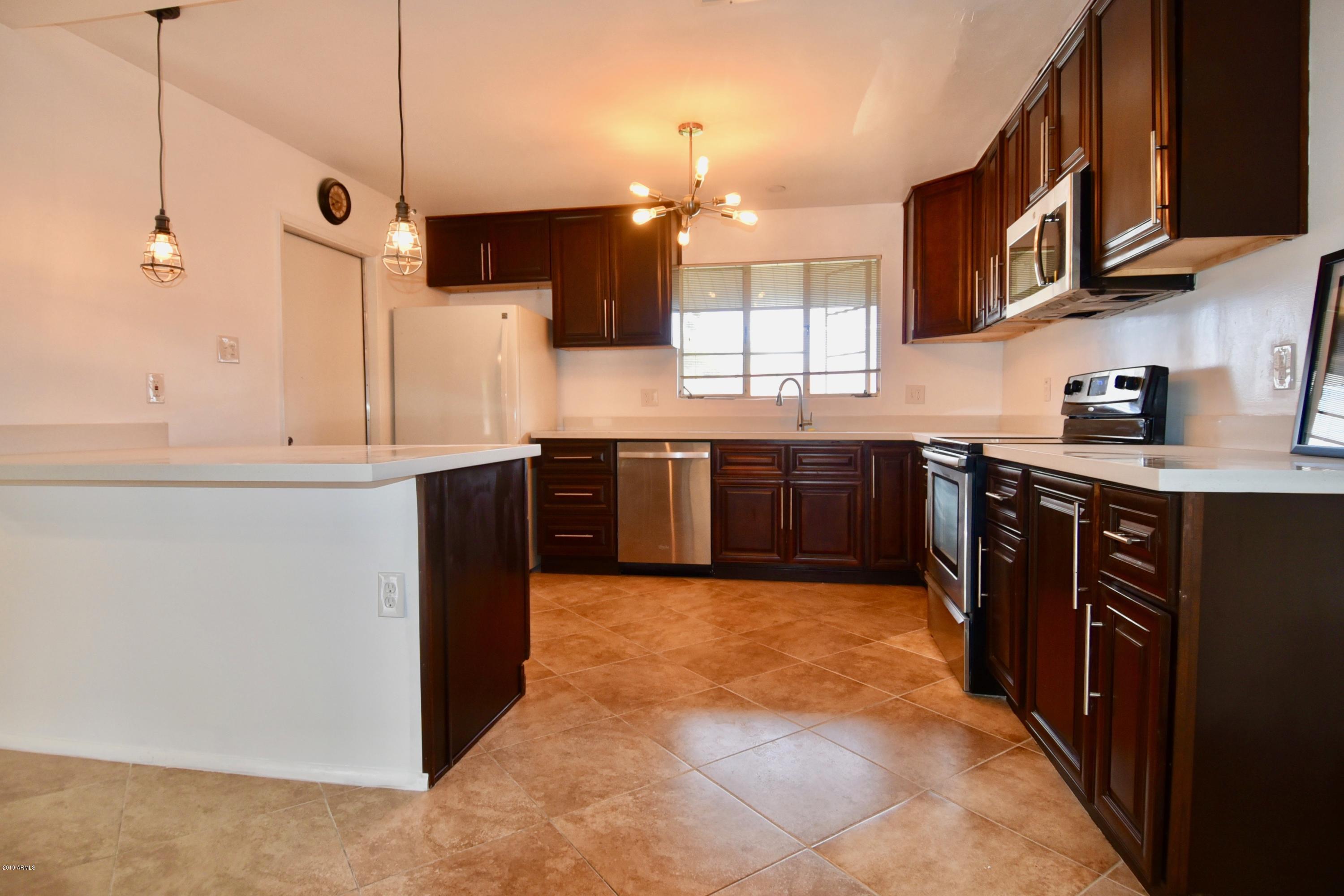 3855 West Lamar Road Phoenix, AZ 85019 - Photo 3 of 17 Open Kitchen