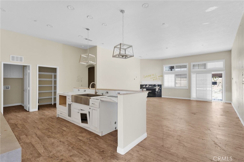 17877 Cabazon Road Apple Valley, CA 92307 - Photo 12 of 41