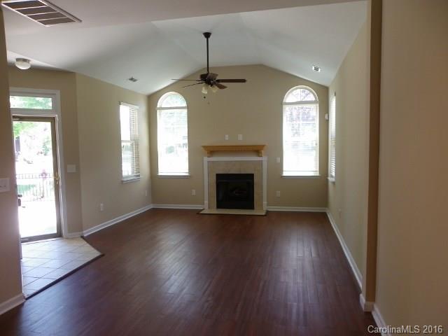 809 Ledgestone Court Tega Cay, SC 29708 - Photo 2 of 13