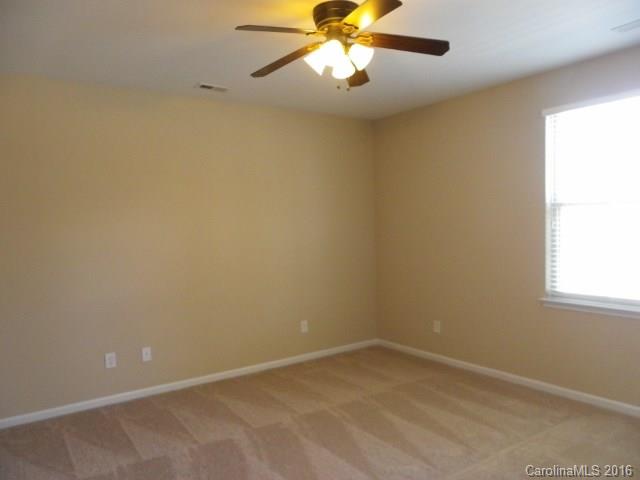 809 Ledgestone Court Tega Cay, SC 29708 - Photo 5 of 13