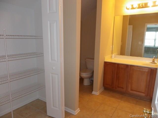 809 Ledgestone Court Tega Cay, SC 29708 - Photo 6 of 13