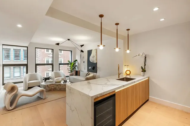 $3,835,000 | 21 West 17th Street, Unit 12 | Flatiron