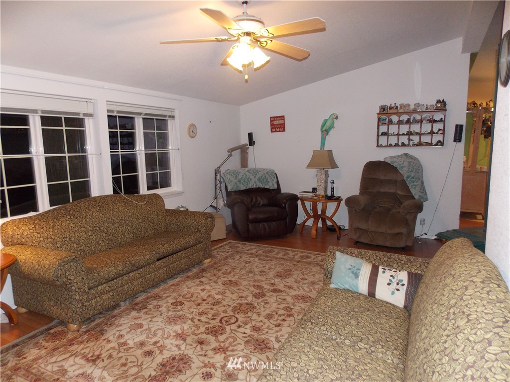 19120 Melon Street Southwest Rochester, WA 98579 - Photo 10 of 14