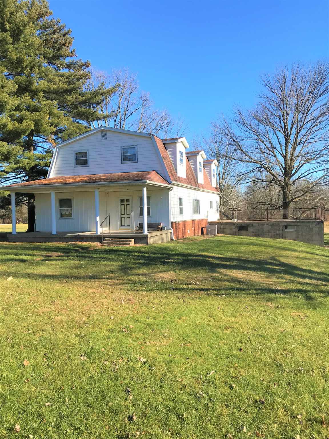 61 South County Road Sullivan, IN 47882 - Photo 1 of 10 Gallery Image 1