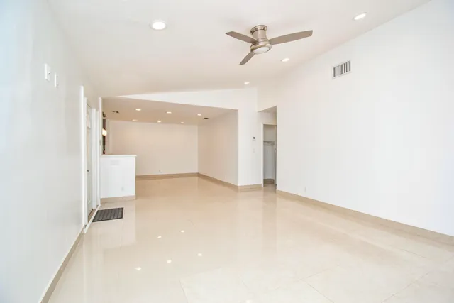 a view of a livingroom with a ceiling fan