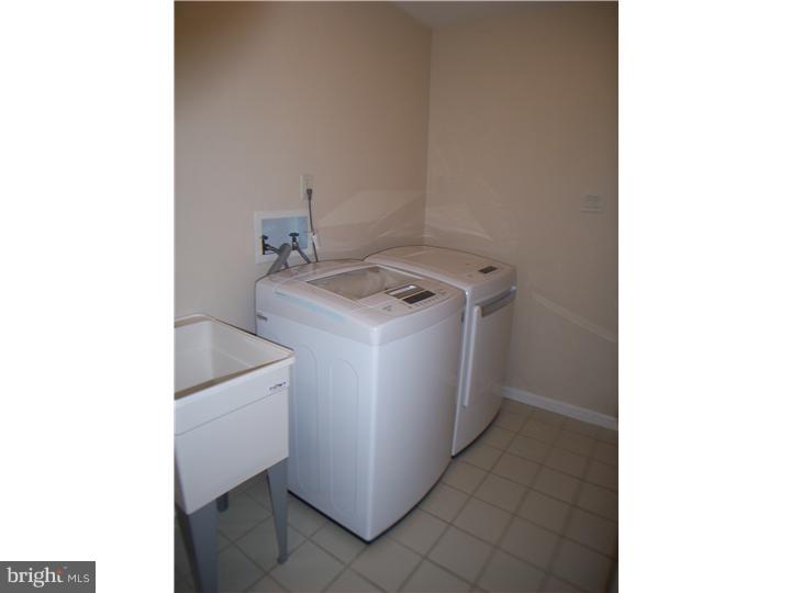 62 Raphael Road Hockessin, DE 19707 - Photo 13 of 24 Laundry Room
