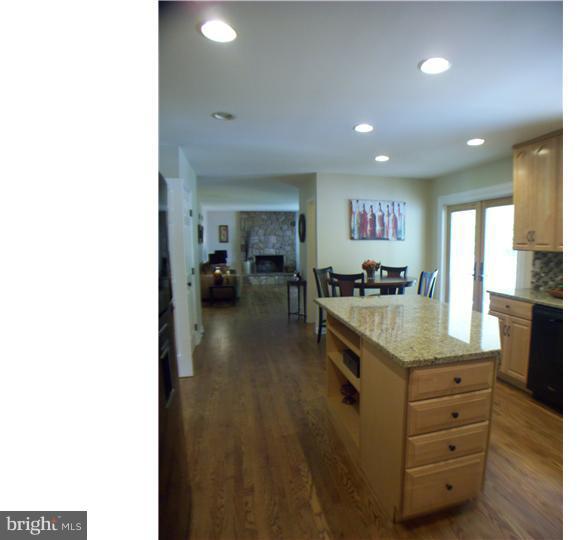 62 Raphael Road Hockessin, DE 19707 - Photo 6 of 24 Kitchen