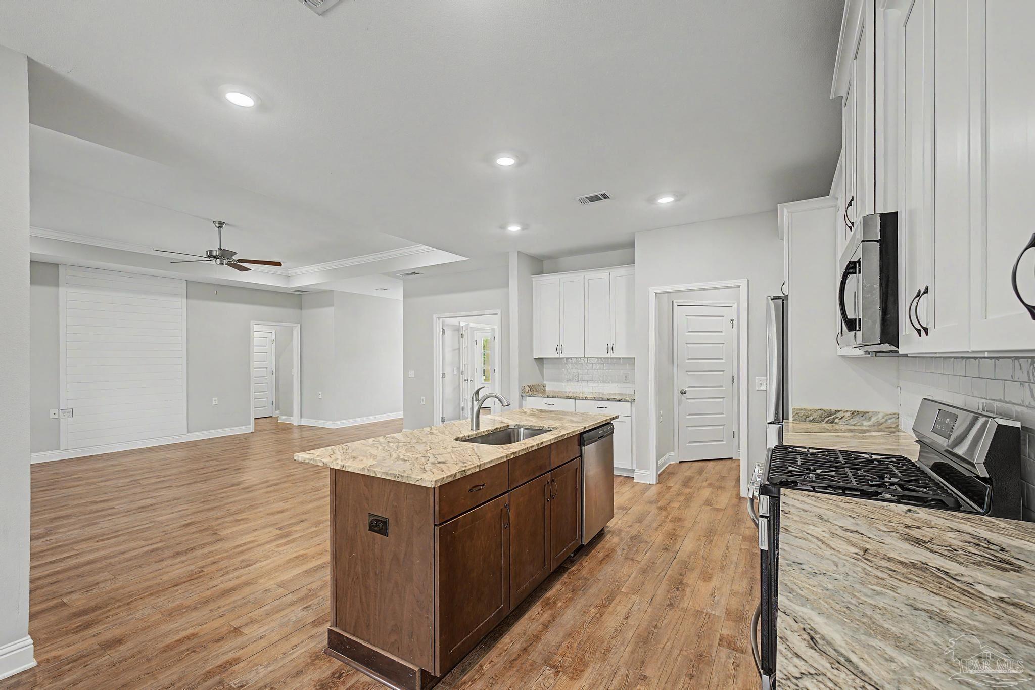 400 Broadleaf Circle Cantonment, FL 32533 - Photo 14 of 34