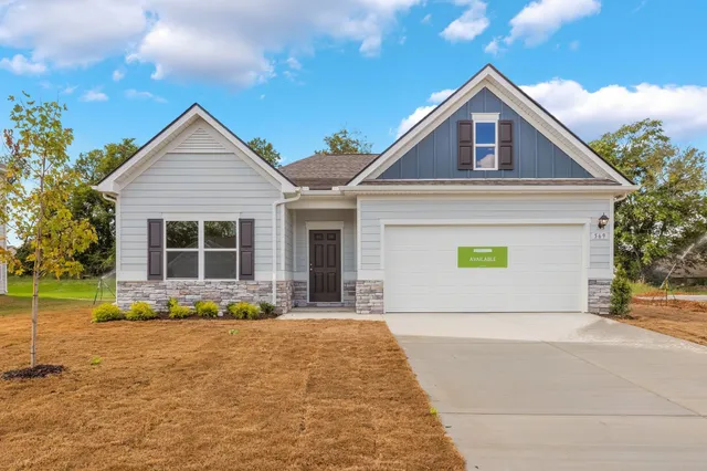 $394,990 | 569 Nightengale Ridge Drive, Columbia, TN 38401
