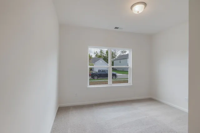 $394,990 | 569 Nightengale Ridge Drive, Columbia, TN 38401