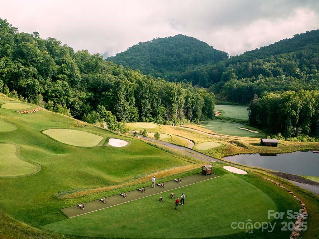 23 ( 1) Lodestone Drive, Unit 412 Sylva, NC 28779 - Photo 28 of 35 a view of a tennis court