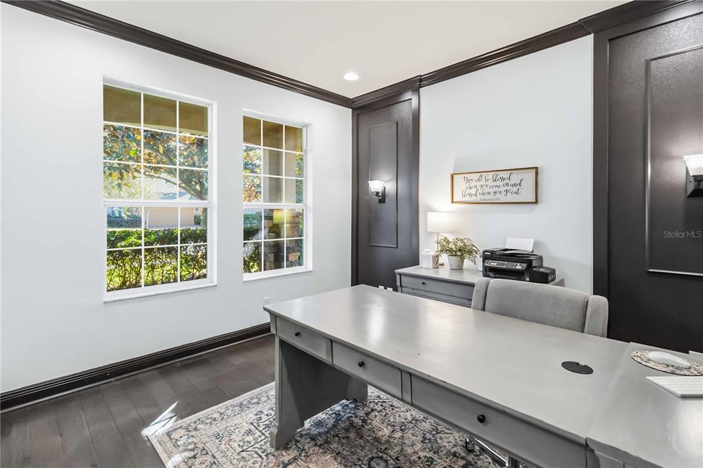 1004 Vinsetta Circle Winter Garden, FL 34787 - Photo 11 of 64 a large living room with a large window