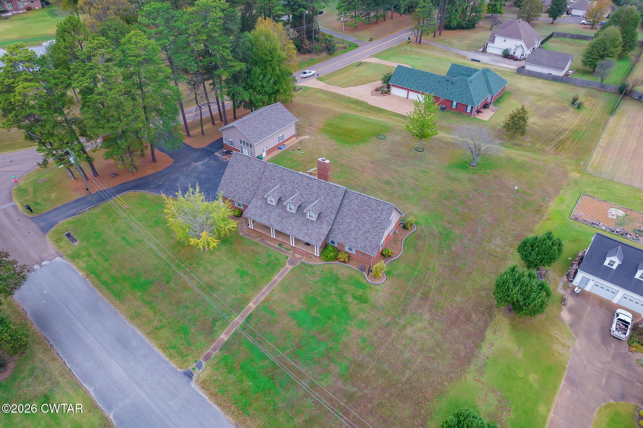 812 Pipkin Road Jackson, TN 38305 - Photo 56 of 62 an aerial view of a house with a garden