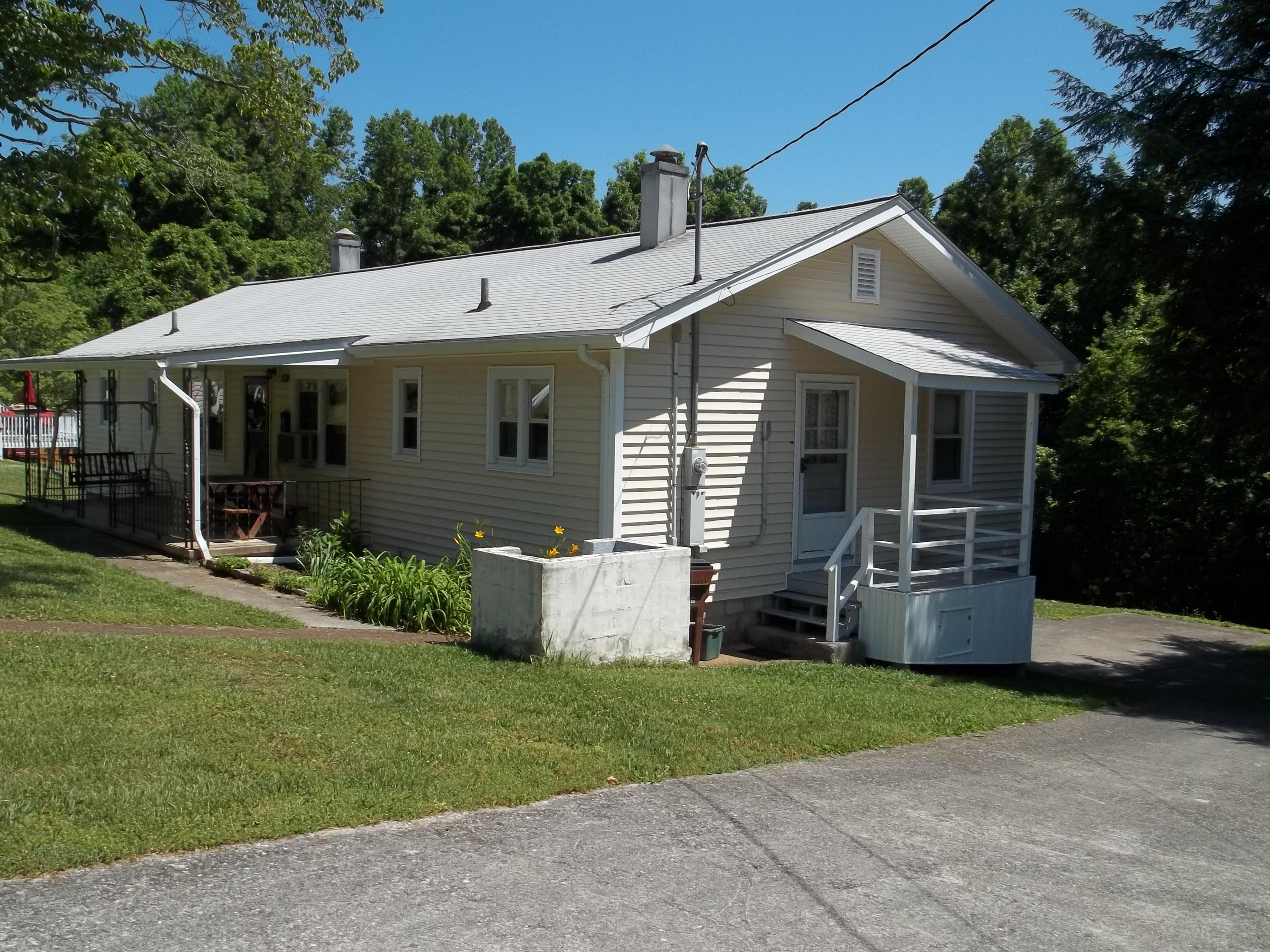 114 Warrior Lane Oak Ridge, TN 37830 - Photo 2 of 20 100_7426