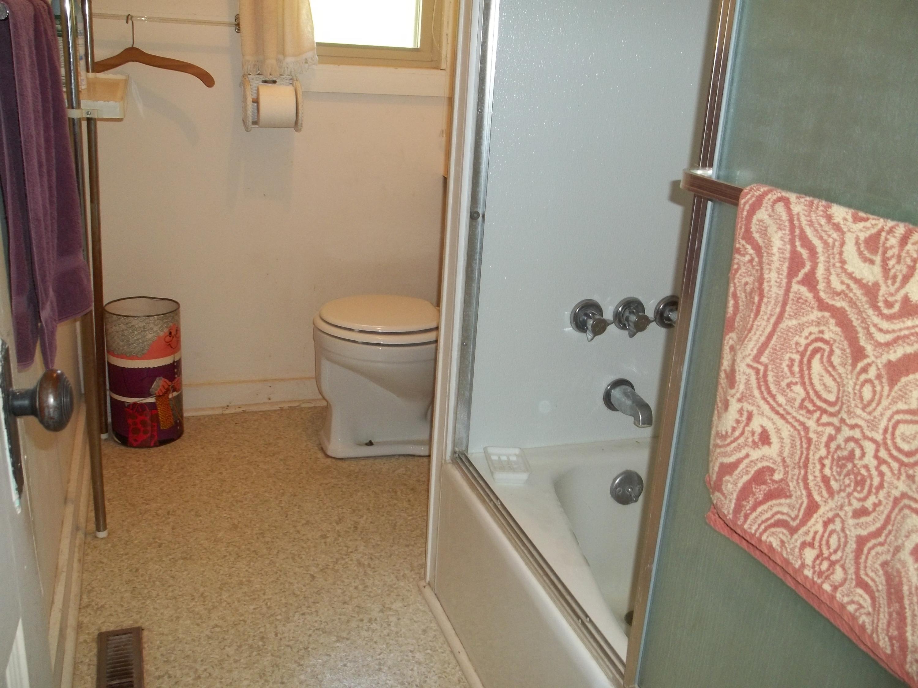 114 Warrior Lane Oak Ridge, TN 37830 - Photo 15 of 20 100_7444