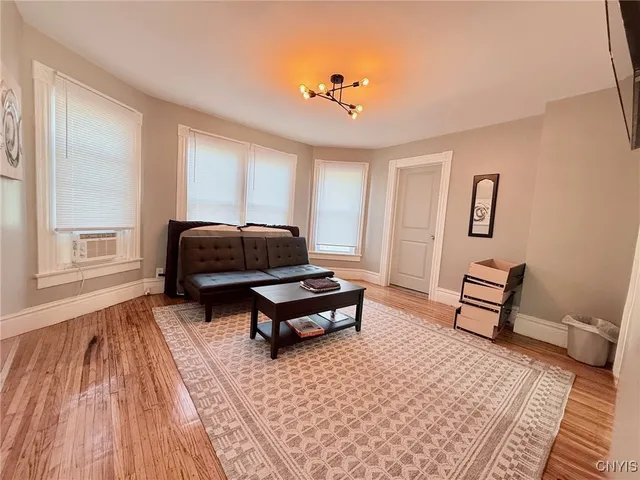 $219,000 | 390 Hayward Avenue, Rochester, NY 14609