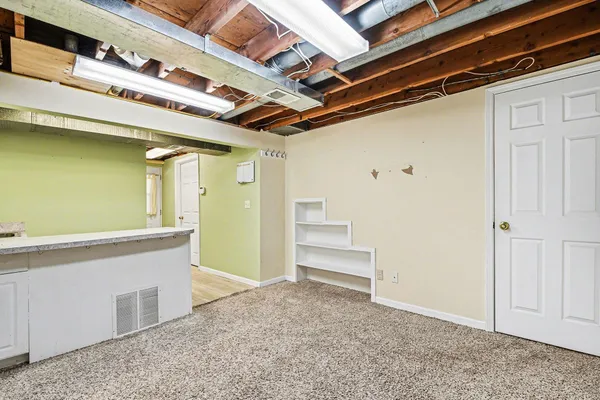 $462,500 | 5829 Ada Drive Southeast, Ada, MI 49301