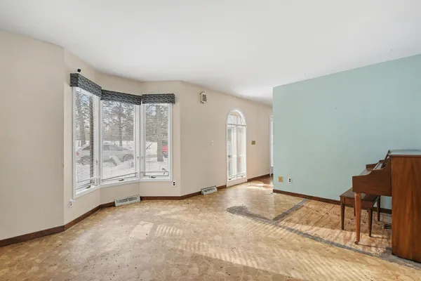 $462,500 | 5829 Ada Drive Southeast, Ada, MI 49301