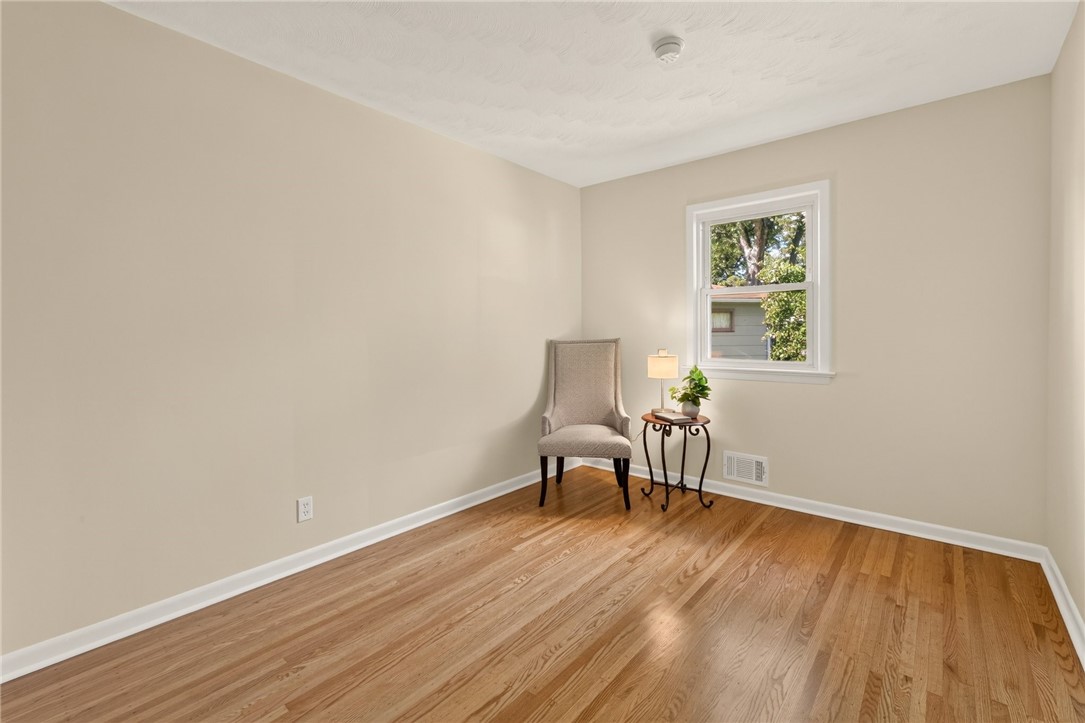 37 Ridge Port Circle Irondequoit, NY 14617 - Photo 18 of 41 Bedroom 2