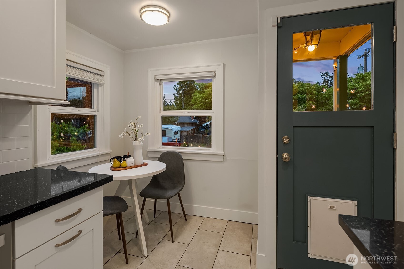 6524 Division Avenue Northwest Seattle, WA 98117 - Photo 14 of 36