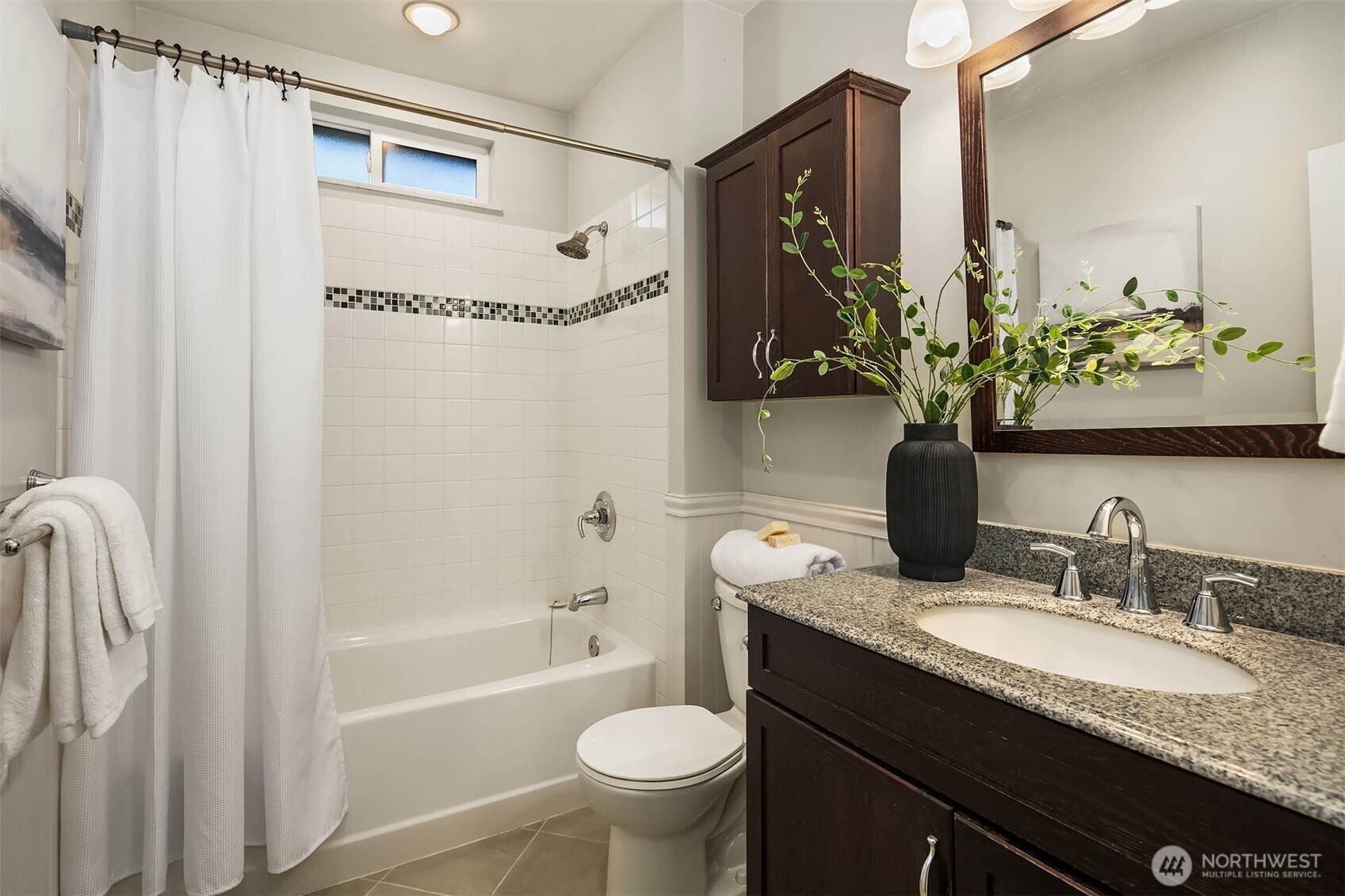 6524 Division Avenue Northwest Seattle, WA 98117 - Photo 20 of 36