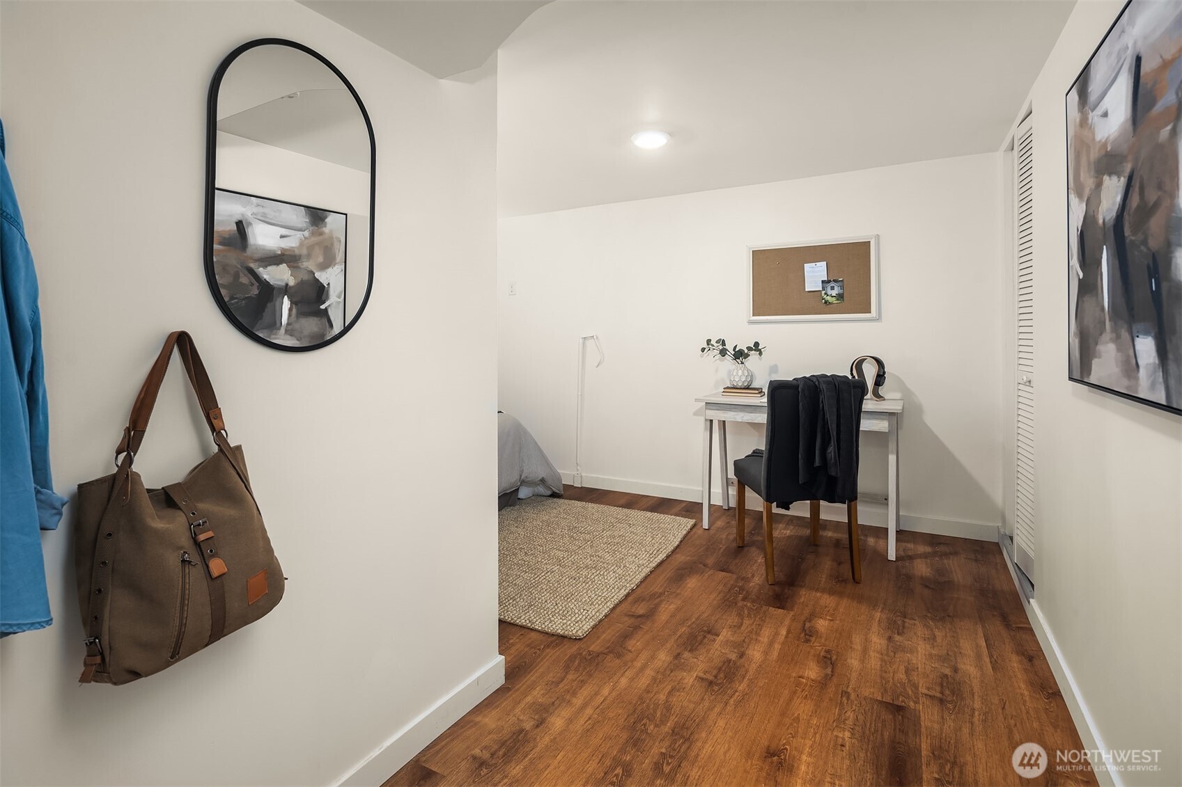 6524 Division Avenue Northwest Seattle, WA 98117 - Photo 22 of 36