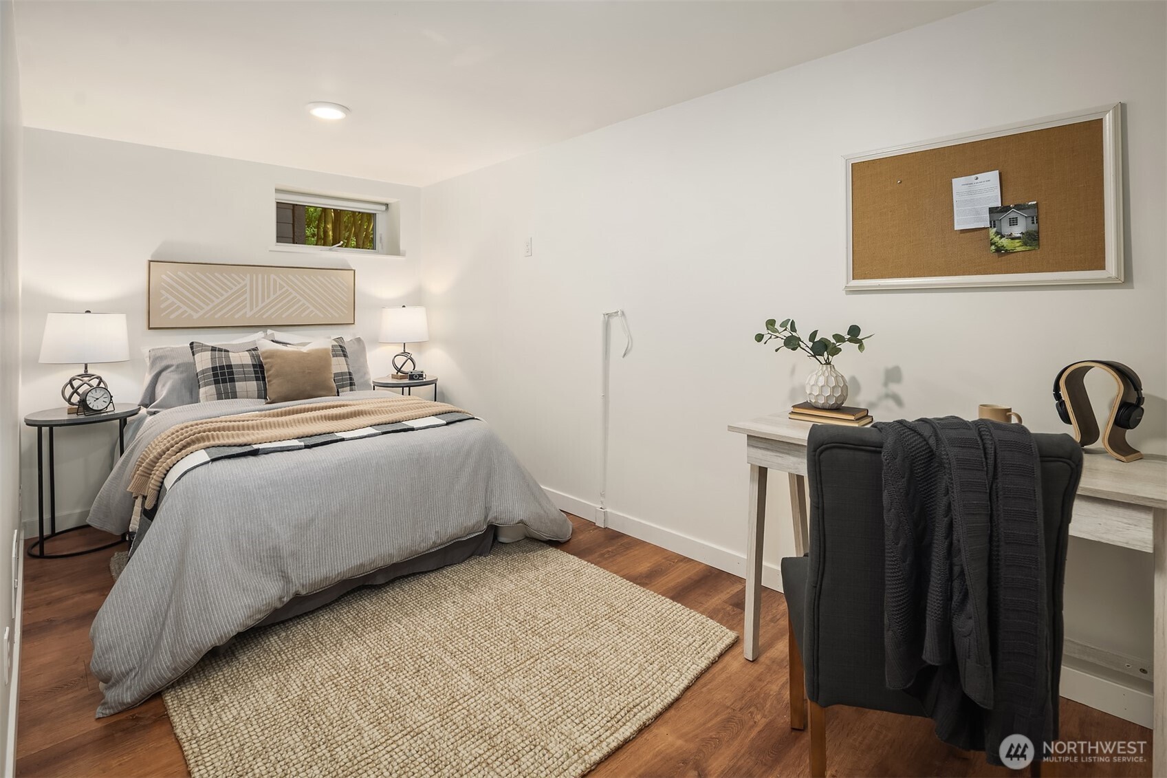 6524 Division Avenue Northwest Seattle, WA 98117 - Photo 23 of 36