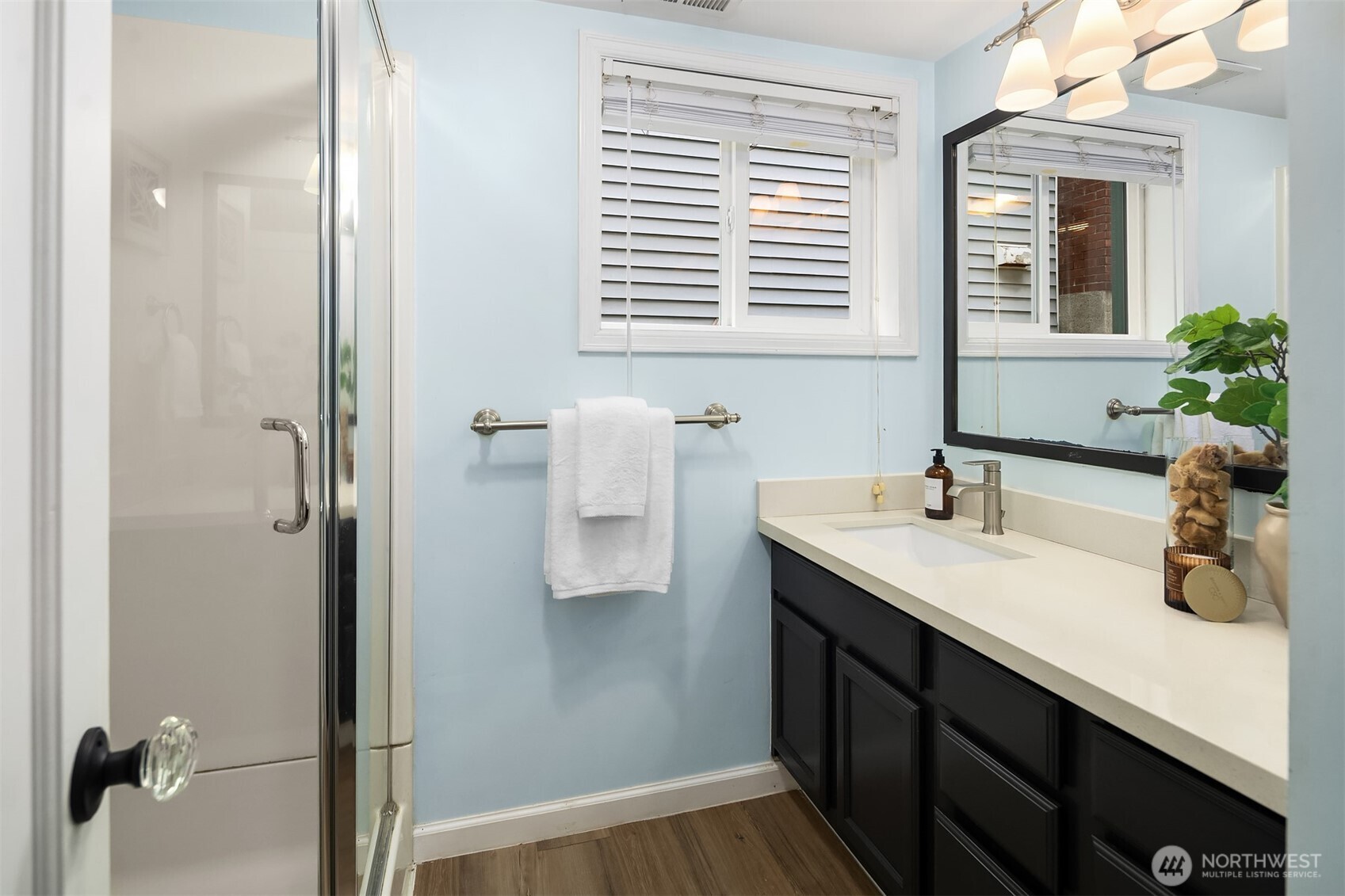 6524 Division Avenue Northwest Seattle, WA 98117 - Photo 25 of 36