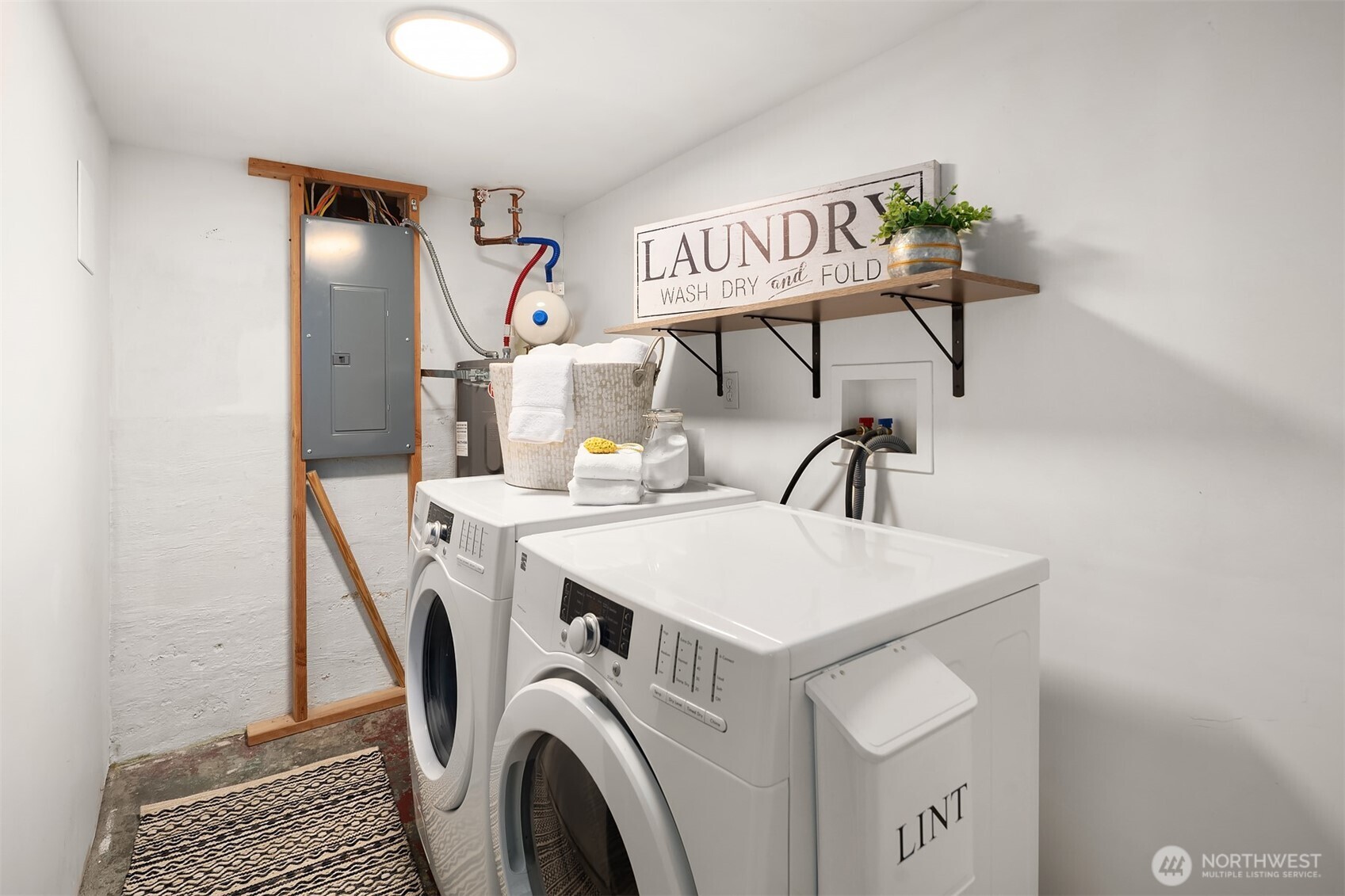 6524 Division Avenue Northwest Seattle, WA 98117 - Photo 27 of 36