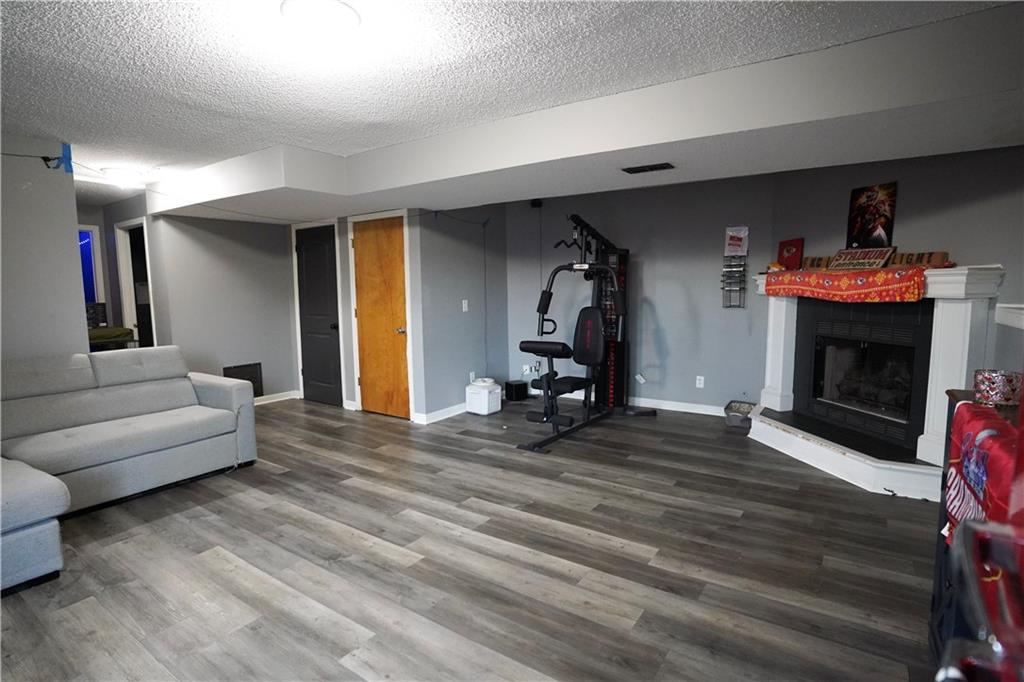 1604 Southeast 11th Street Lee's Summit, MO 64081 - Photo 24 of 32