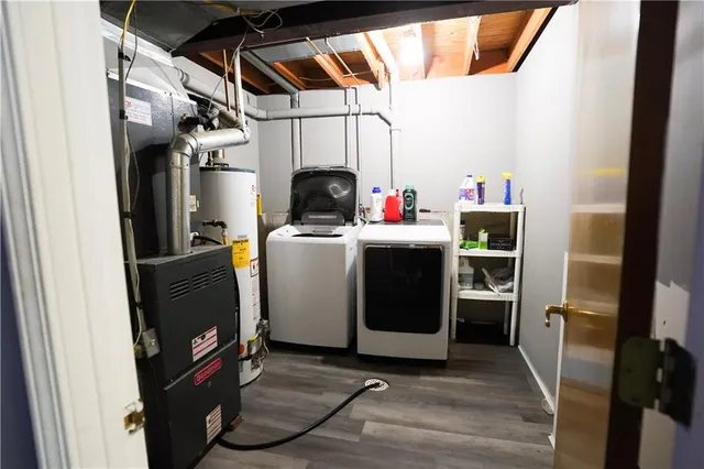 $375,000 | 1604 Southeast 11th Street, Lee's Summit, MO 64081