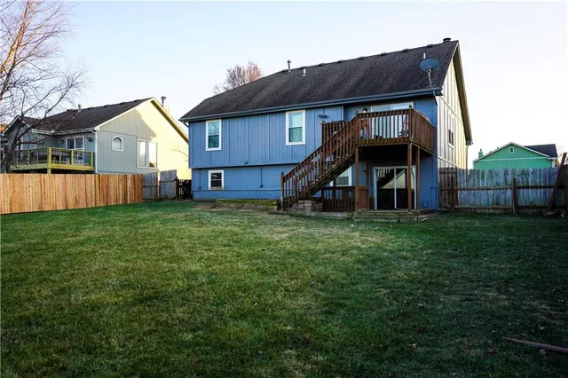 $375,000 | 1604 Southeast 11th Street, Lee's Summit, MO 64081